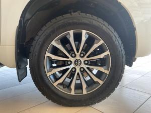 Toyota Land Cruiser Prado 2.8GD VX-L - Image 21