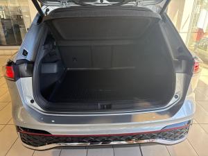 Volkswagen Tiguan 2.0TSI R-Line 4Motion - Image 15