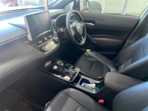 Toyota Corolla Cross 1.8 HEV XS - Image 7