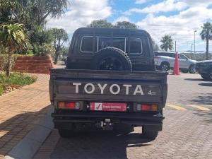 Toyota Land Cruiser 79 2.8GD-6 double cab auto - Image 5