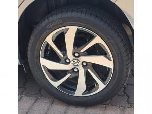 Toyota Starlet 1.5 XS auto - Image 8