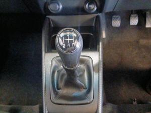 Toyota Starlet 1.5 Xi - Image 11
