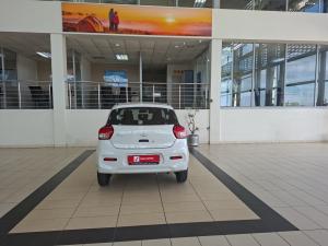 Toyota Vitz 1.0 - Image 5