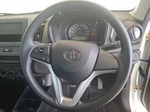 Toyota Vitz 1.0 - Image 8
