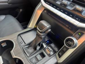 Toyota Land Cruiser 300 3.3D GR-Sport - Image 13