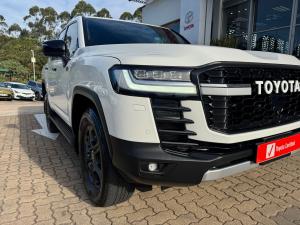 Toyota Land Cruiser 300 3.3D GR-Sport - Image 23