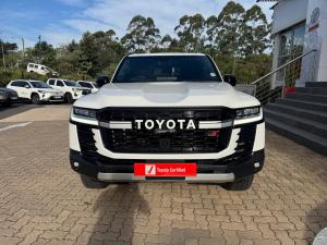 Toyota Land Cruiser 300 3.3D GR-Sport - Image 4