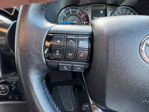 Toyota Hilux 2.8GD-6 double cab 4x4 Legend auto - Image 9