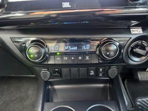 Toyota Hilux 2.8GD-6 double cab 4x4 Legend auto - Image 14