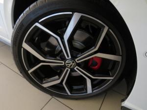 Volkswagen Polo 2.0 GTI DSG - Image 21