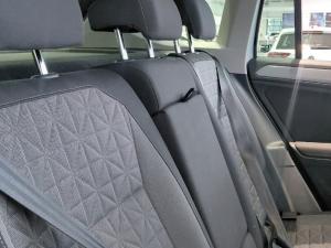 Volkswagen Tiguan 1.4 TSI Life DSG - Image 18