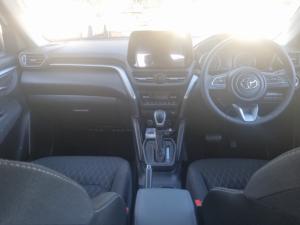 Toyota Urban Cruiser 1.5 XR automatic - Image 6