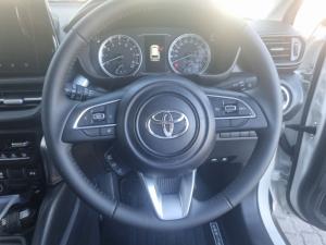 Toyota Urban Cruiser 1.5 XR automatic - Image 8