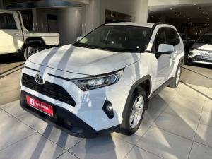 Toyota RAV4 2.0 GX - Image 12