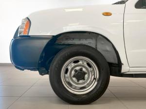 Nissan Hardbody NP300 2.0i LWBS/C - Image 7