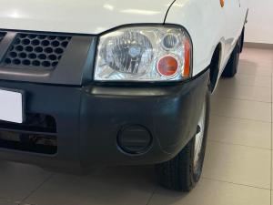 Nissan Hardbody NP300 2.5 TDi LWBS/C - Image 18