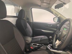 Nissan Navara 2.5DDTI SE 4X4 S/C - Image 8