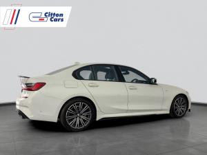 BMW 320i M Sport Launch Edition automatic - Image 4