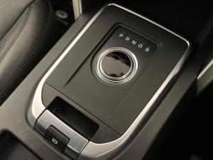 Land Rover Discovery Sport 2.2 SD4 HSE - Image 11
