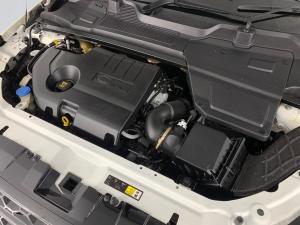 Land Rover Discovery Sport 2.2 SD4 HSE - Image 6