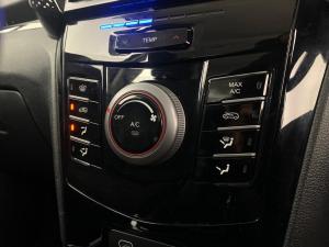 Mahindra XUV3XO 1.2T MX2 - Image 11