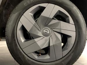 Nissan Magnite 1.0 Visia - Image 20