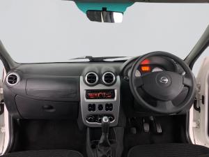 Nissan NP200 1.6 SES/C - Image 13
