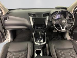 Nissan Navara 2.5DDTI LE/LE Plus 4X4 automatic D/C - Image 13