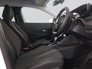Peugeot 208 1.2T Allure automatic - Image 14