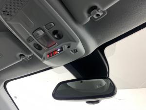 Peugeot 208 1.2T Allure automatic - Image 9