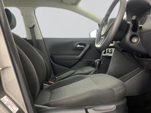 Volkswagen Polo Vivo 1.6 Comfortline TIP - Image 11
