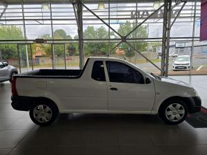 Nissan NP200 1.6 Safety PackS/C - Image 6