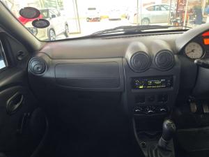 Nissan NP200 1.6 Safety PackS/C - Image 7