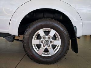 Nissan Hardbody NP300 2.5TDi HI-RIDERS/C - Image 10