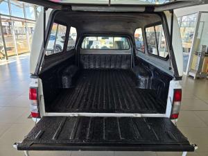 Nissan Hardbody NP300 2.5TDi HI-RIDERS/C - Image 5