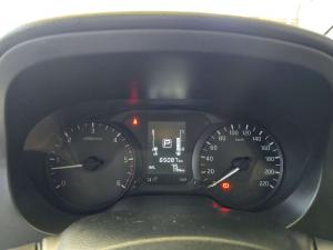 Nissan Navara 2.5DDTI SE automatic D/C - Image 12
