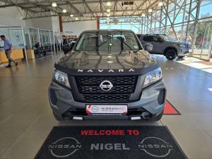 Nissan Navara 2.5DDTI SE automatic D/C - Image 2