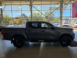 Nissan Navara 2.5DDTI SE automatic D/C - Image 6