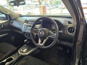 Nissan Navara 2.5DDTI SE automatic D/C - Image 8