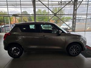 Suzuki Swift 1.2 GL - Image 6