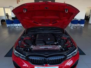 BMW 330is Edition M Sport automatic - Image 12