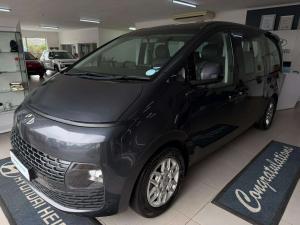 Hyundai Staria 2.2D Executive automatic - Image 1