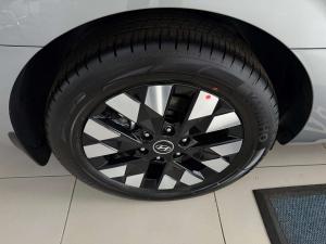 Hyundai Staria 2.2D Luxury automatic - Image 13