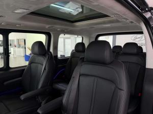 Hyundai Staria 2.2D Luxury automatic - Image 14