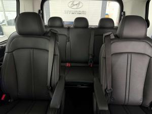 Hyundai Staria 2.2D Luxury automatic - Image 17