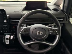 Hyundai Staria 2.2D Luxury automatic - Image 19