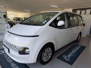 Hyundai Staria 2.2D Executive automatic - Image 1