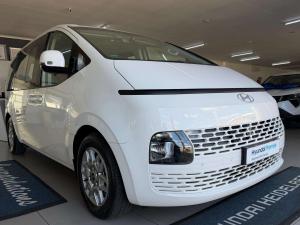 Hyundai Staria 2.2D Executive automatic - Image 3