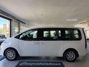 Hyundai Staria 2.2D Executive automatic - Image 4