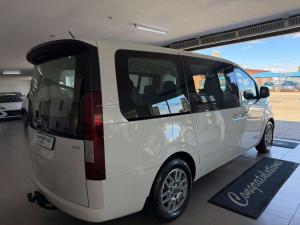 Hyundai Staria 2.2D Executive automatic - Image 9